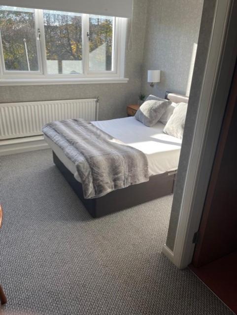 West Park Hotel Clydebank Eksteriør bilde